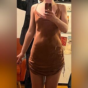Aritzia Wilfred Burnt Sienna Slip Dress w Ruched Sides (adjustable length/style)